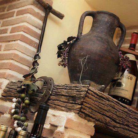 Hotel Il Ghiro Овиндоли Екстериор снимка