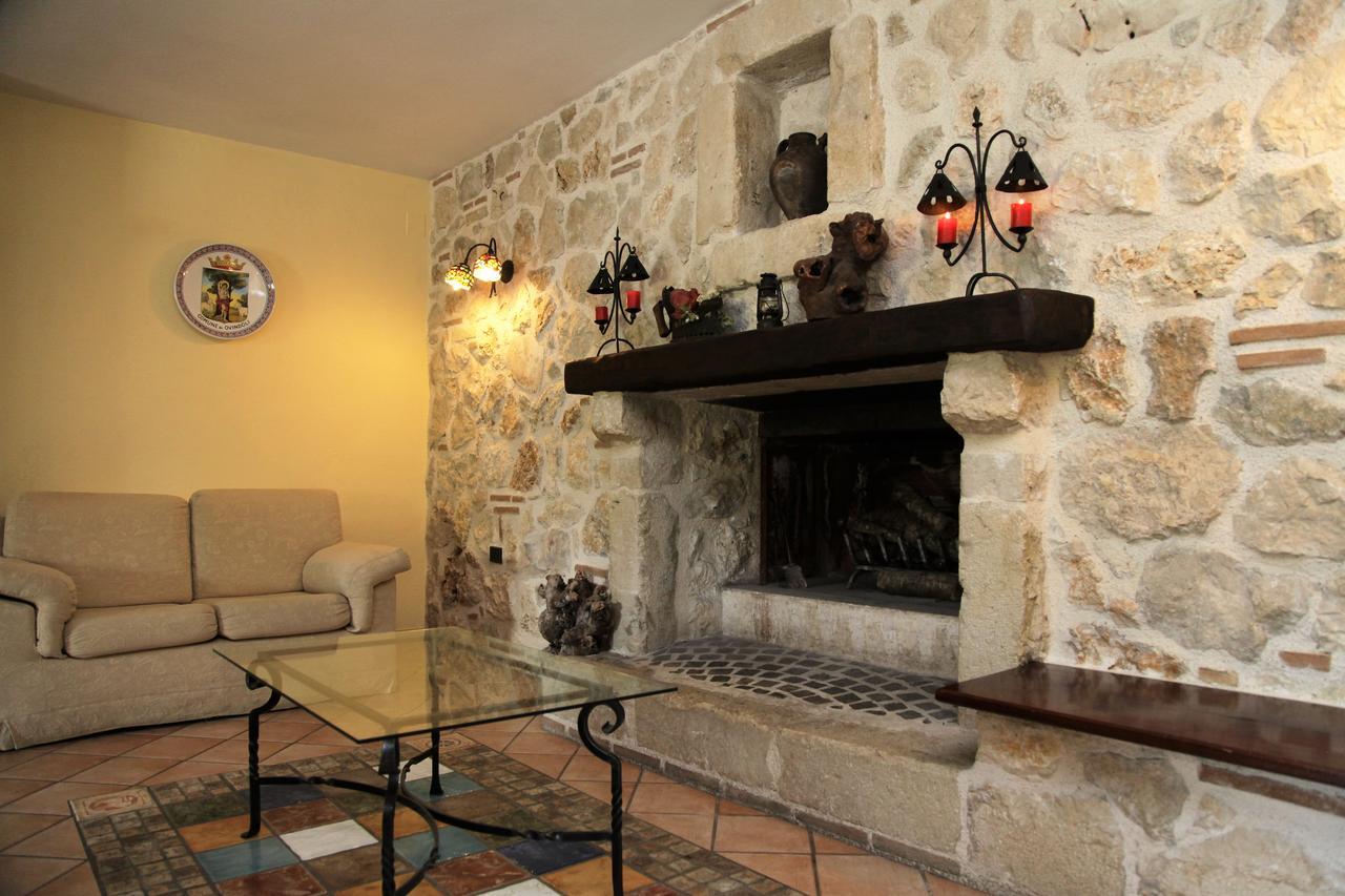 Hotel Il Ghiro Овиндоли Екстериор снимка